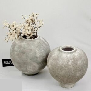 כד בטון הימני