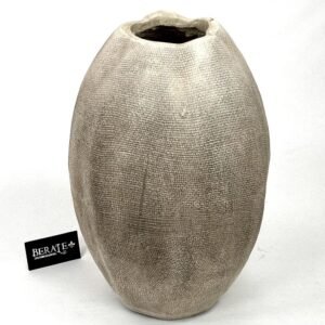 כד קרמיקה מחוספס